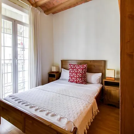 Modern 2 Bedroom In Poble Sec 7 Minutes To Metro * 巴塞罗那