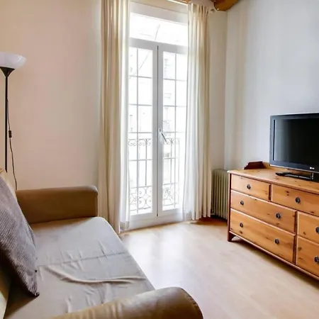 Appartement Modern 2 Bedroom In Poble Sec 7 Minutes To Metro