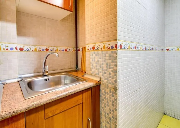 公寓 Modern 2 Bedroom In Poble Sec 7 Minutes To Metro